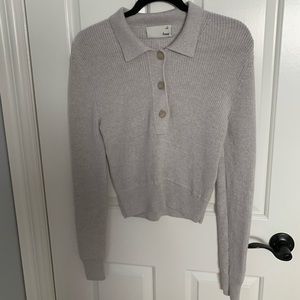 Aritzia Sweater size XS